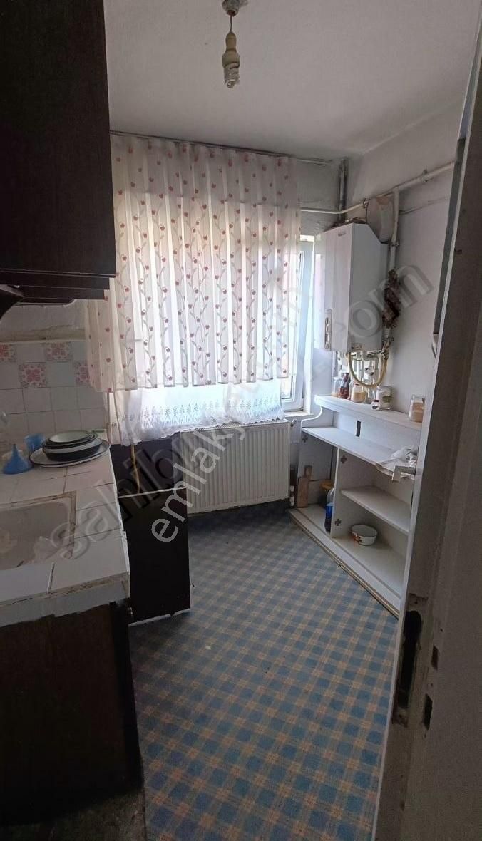 3 Katlı Bahçeli Komple Bina - Görsel 20