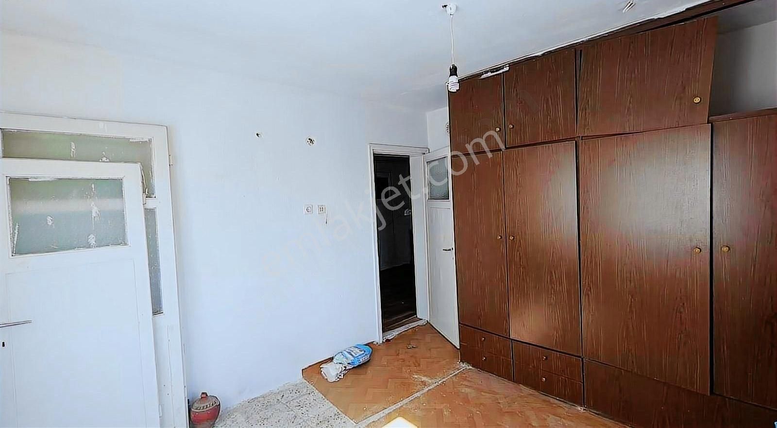 3 Katlı Bahçeli Komple Bina - Görsel 11