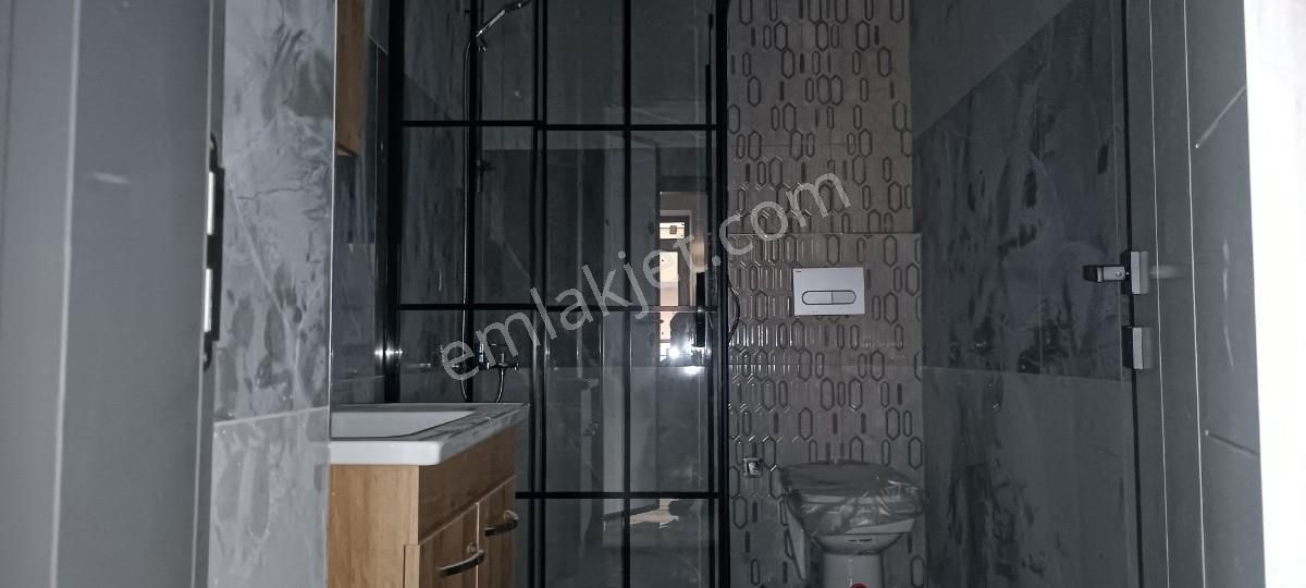 https://imaj.emlakjet.com/listing/16339092/CF3654CD5098FEB6CB6F4CDFCCC668A616339092.jpg