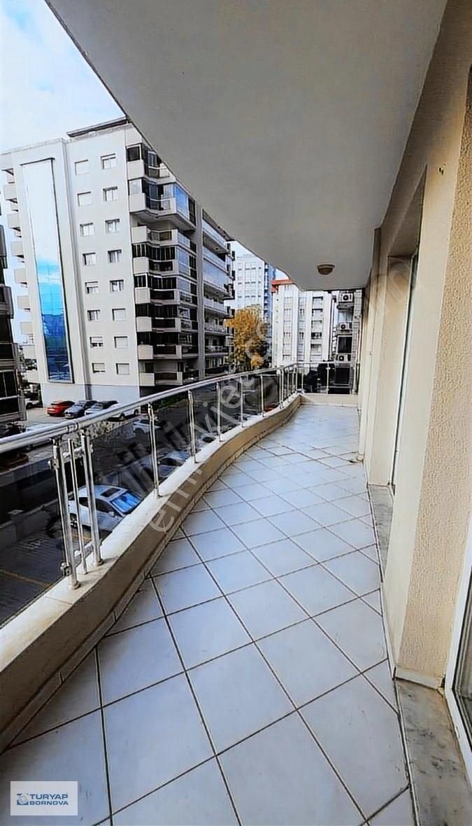 Bayraklı Osmangazi Kiralık Daire Bayraklı Osmangazi'de Merkezi Konumda 3+1 Kiralık Daire