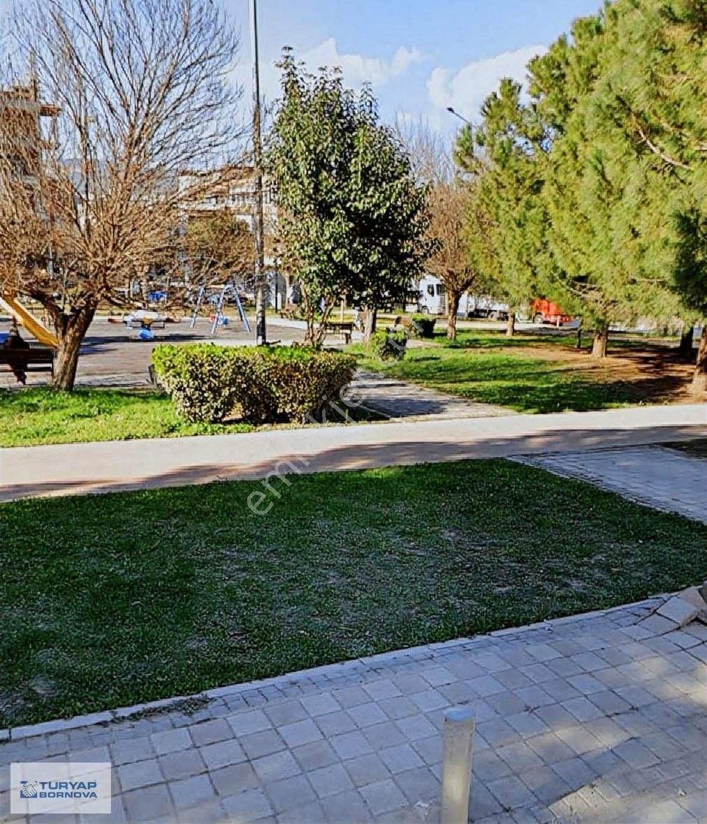 İzmir Bayraklı Satılık Plaza Katı Mansuroğlu Mah. Projeden Satılık Ofis