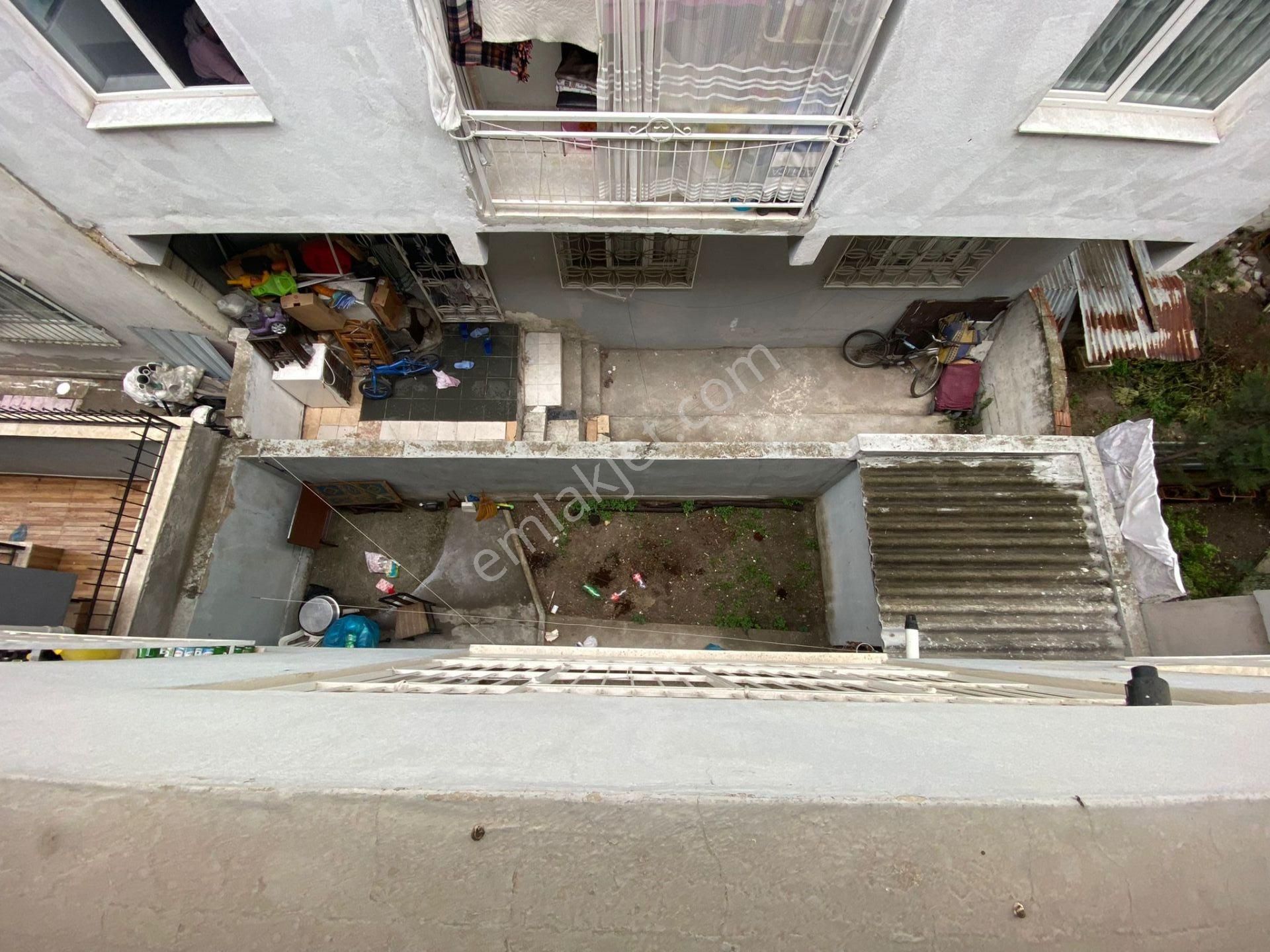 Buca Hipodrum Yakını 148 M2 3 Katlı Doğalgazlı Müstakil Bina - Görsel 3