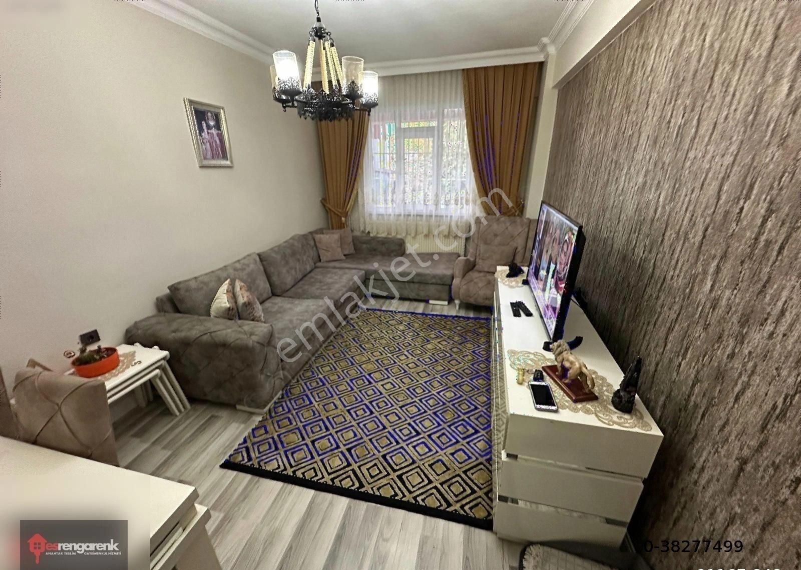 Beyoğlu Piri Paşa Satılık Daire 7491 Rengarenk'ten Merkezi Konum Giriş Satılık Daire 80m2 2+1