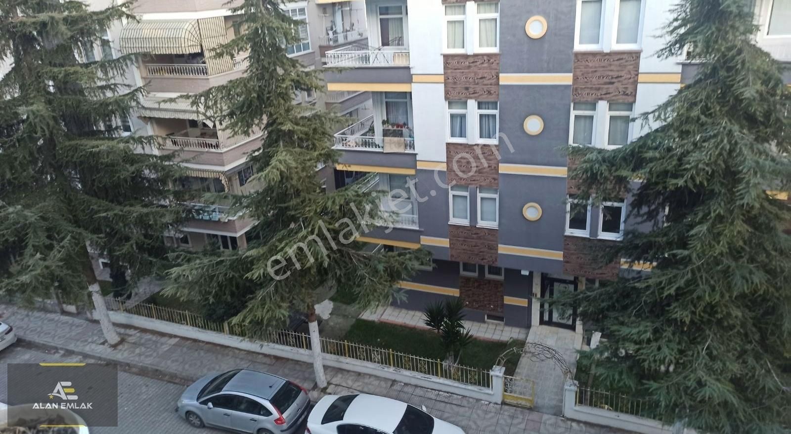 Atakum Cumhuriyet Satılık Daire Atakum Lozan Cad Altında İçi Ful Yapılı 4.katta Satılık3+1 Daire