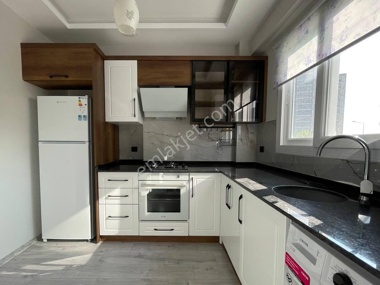 Erdemli Tömük Satılık Daire MERSİN ERDEMLİ TÖMÜK MAH.'DE EŞYALI 1+1 SATILIK DAİRE