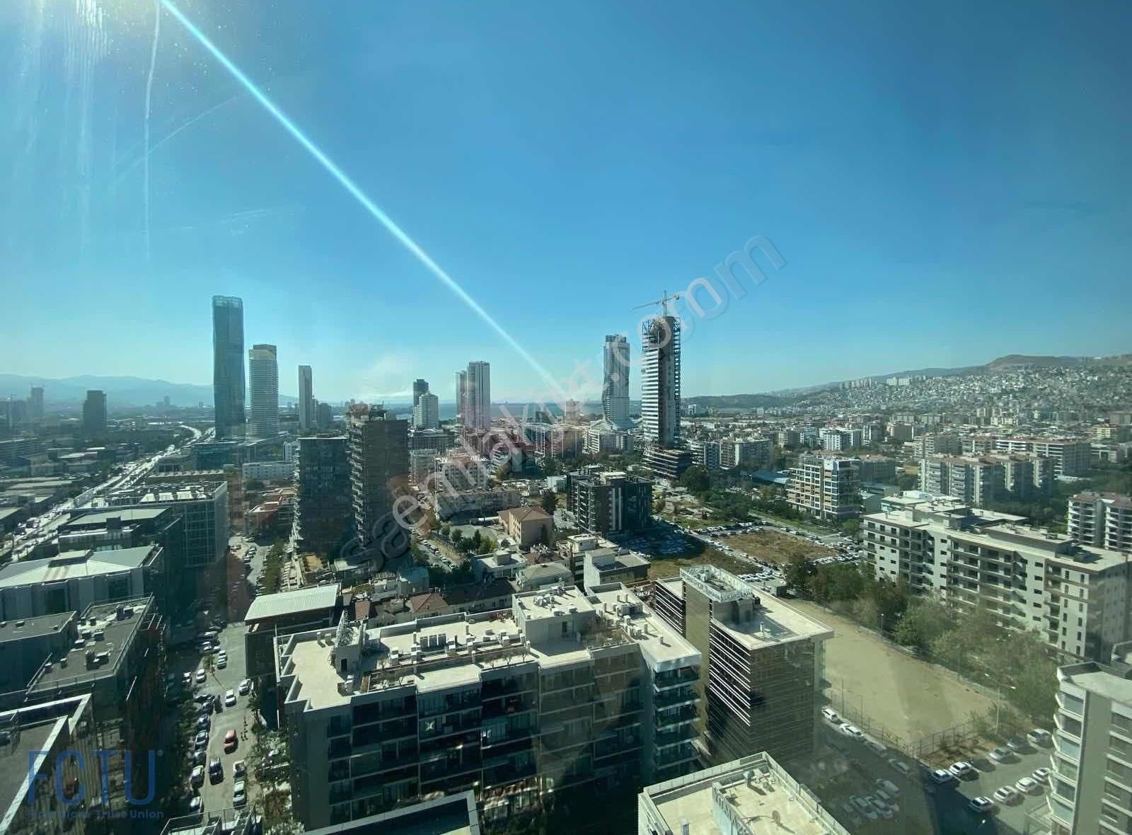 Bayraklı Mansuroğlu Kiralık Ofis Bayraklı Tower'da Tam Kat 1000 M2 Kiralık Ofis