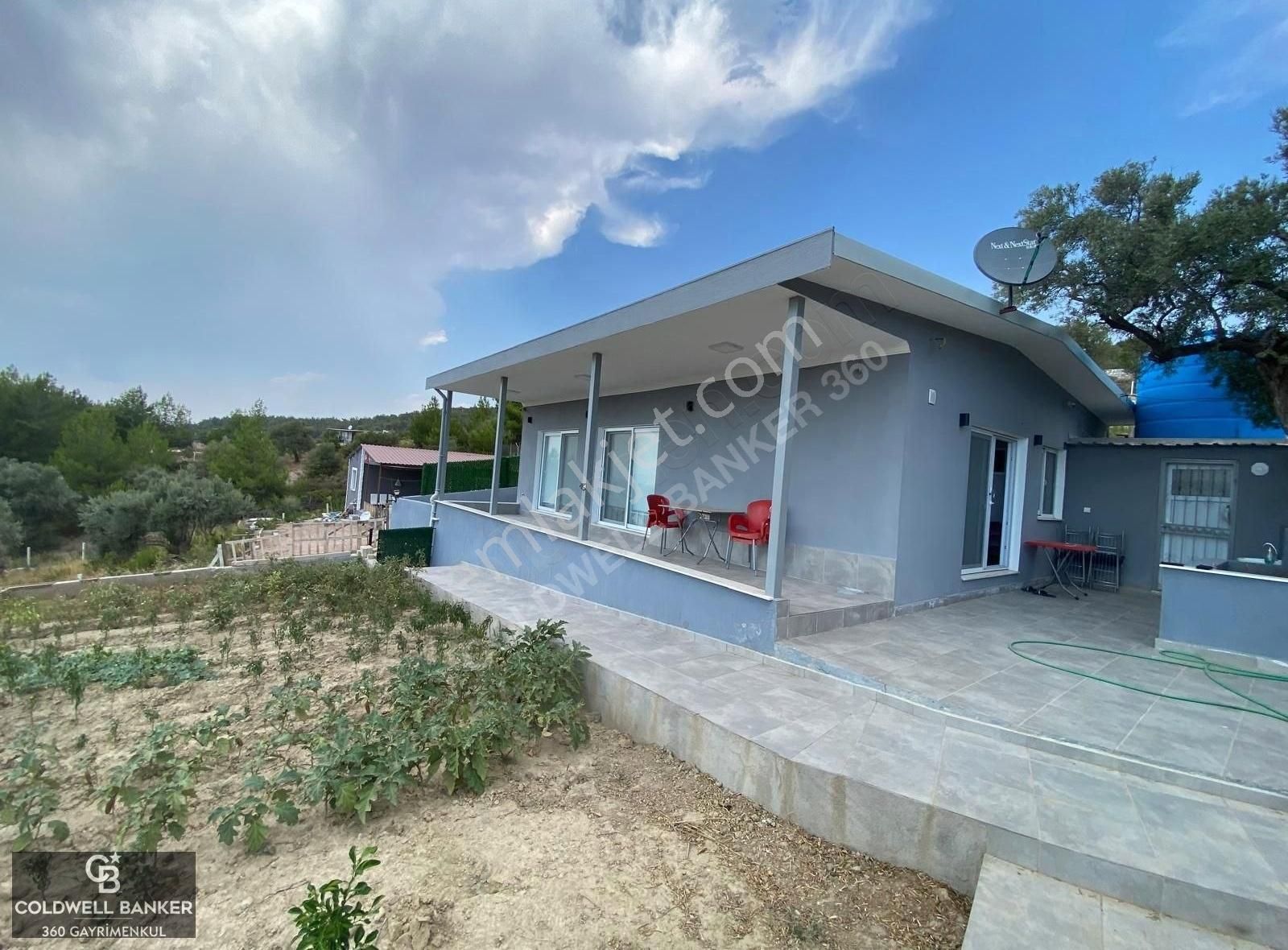 Buca Kırklar Satılık Tarla Buca Kırklarda 328m2 Arsa İçinde 100m2 Evi Olan Satılık Bahçe