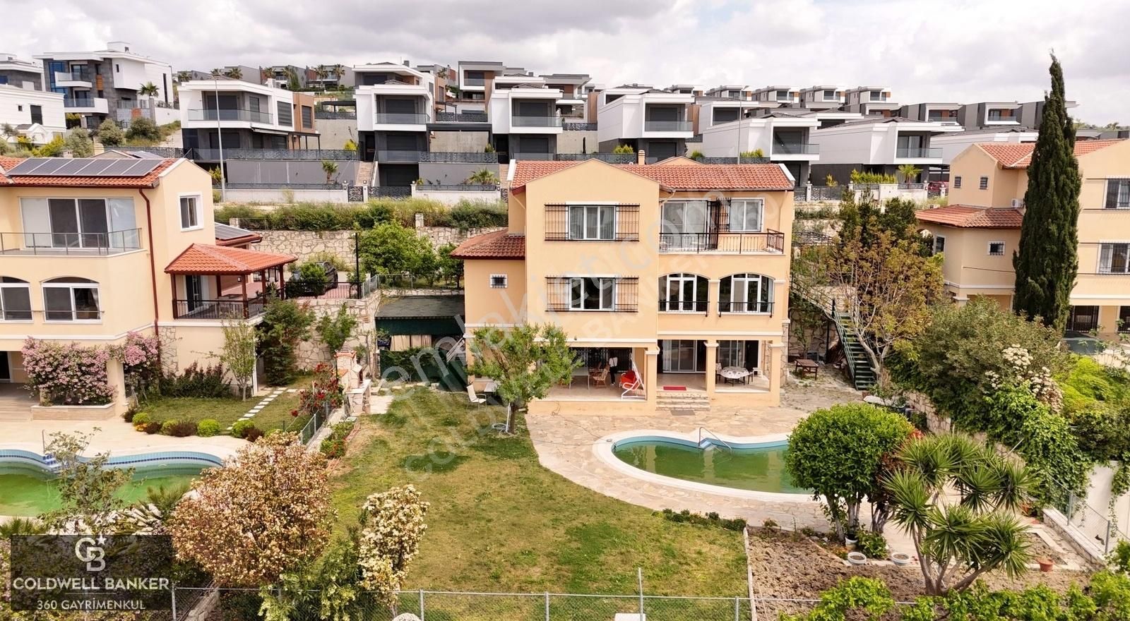 Kuşadası Soğucak Satılık Villa KUŞADASI SAMOS VİLLALARINDA 1100 m2 ARSA İÇİNDE SATILIK 5+2 VİLL