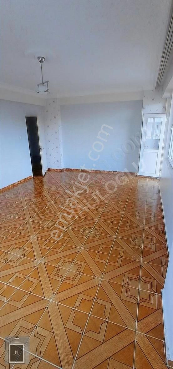 Bağlar Bağcılar Kiralık Daire Haliloğlu'dan Ceylan Avm'ye Yürüme Mesafesinde Kiralık 3+1