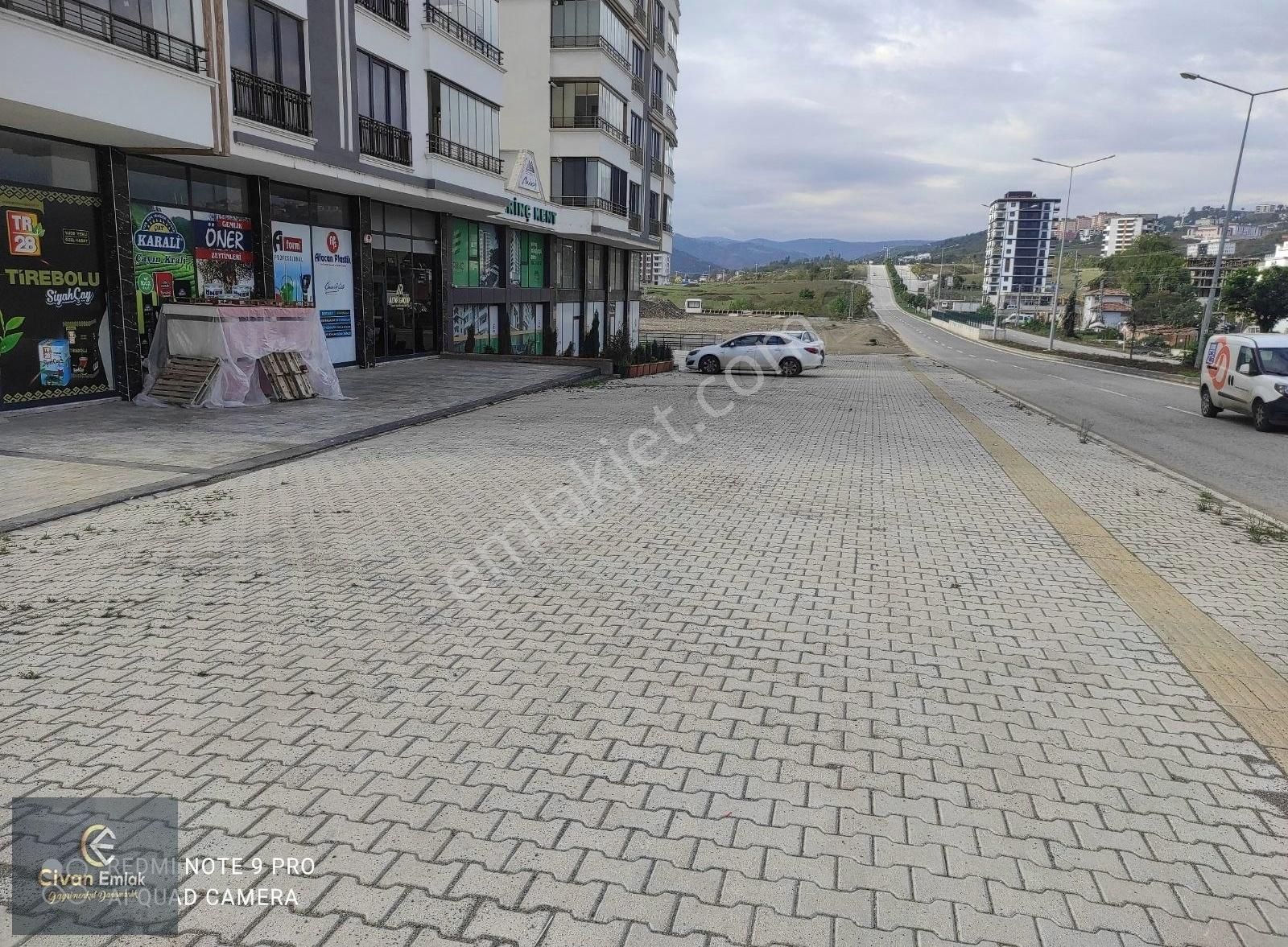 İlkadım Kışla Kiralık Dükkan & Mağaza Civan'dan İlkadım Polatlı Bulv.'na Cephe 340 M² Kiralık İş Yeri