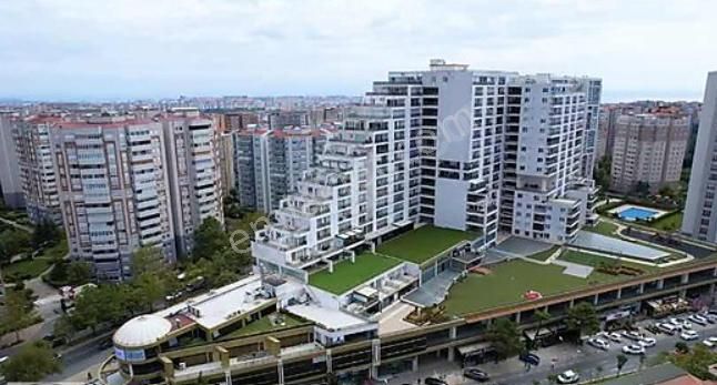 Beylikdüzü Adnan Kahveci Satılık Daire Beylikdüzü Kubist Park Residence'de 1+1 Satılık Teraslı Daire