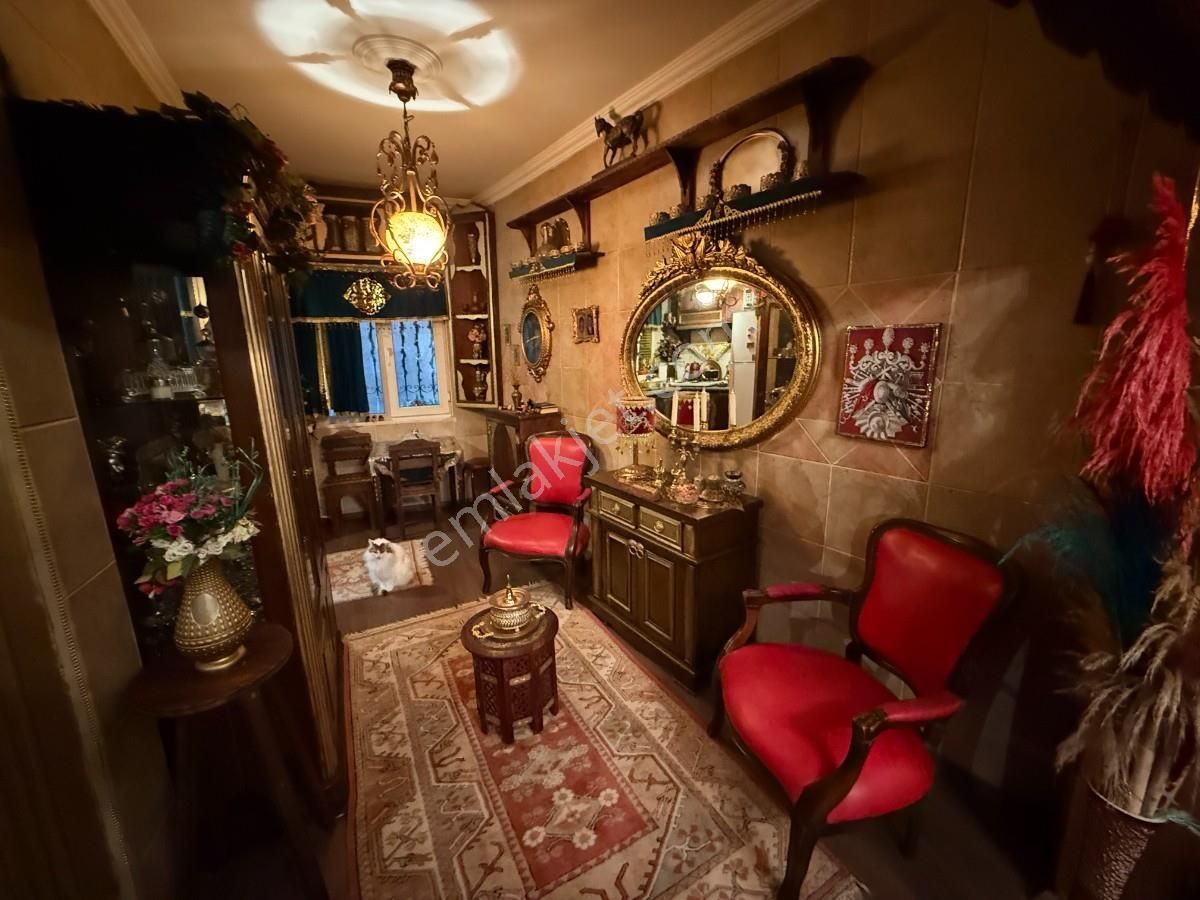 Acil Kısa Süreliğine Turyap Göztepe Den Kartal Da 3+1 Eşyalı Satılık Müstakil Ev - Görsel 6