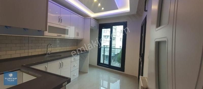 Buca Yeşilbağlar Kiralık Daire Buca Yeşilbağlar Mah Merkezde 3+1 120 M2 Doğalgazlı Asansörlü