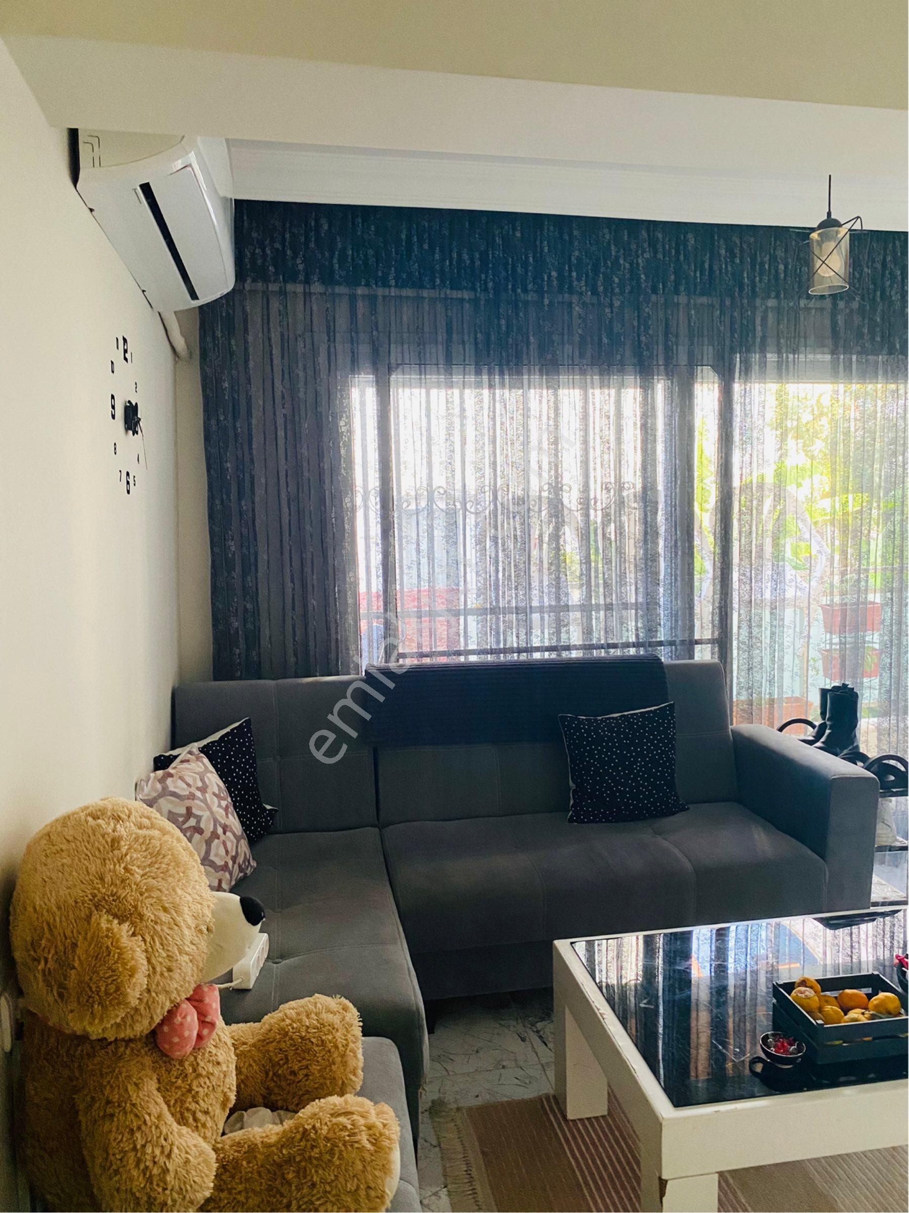 Aydın Kuşadası Eşyalı Kiralık Daire ŞEHİR MERKEZİNDE EŞYALI 1+1 DAİRE