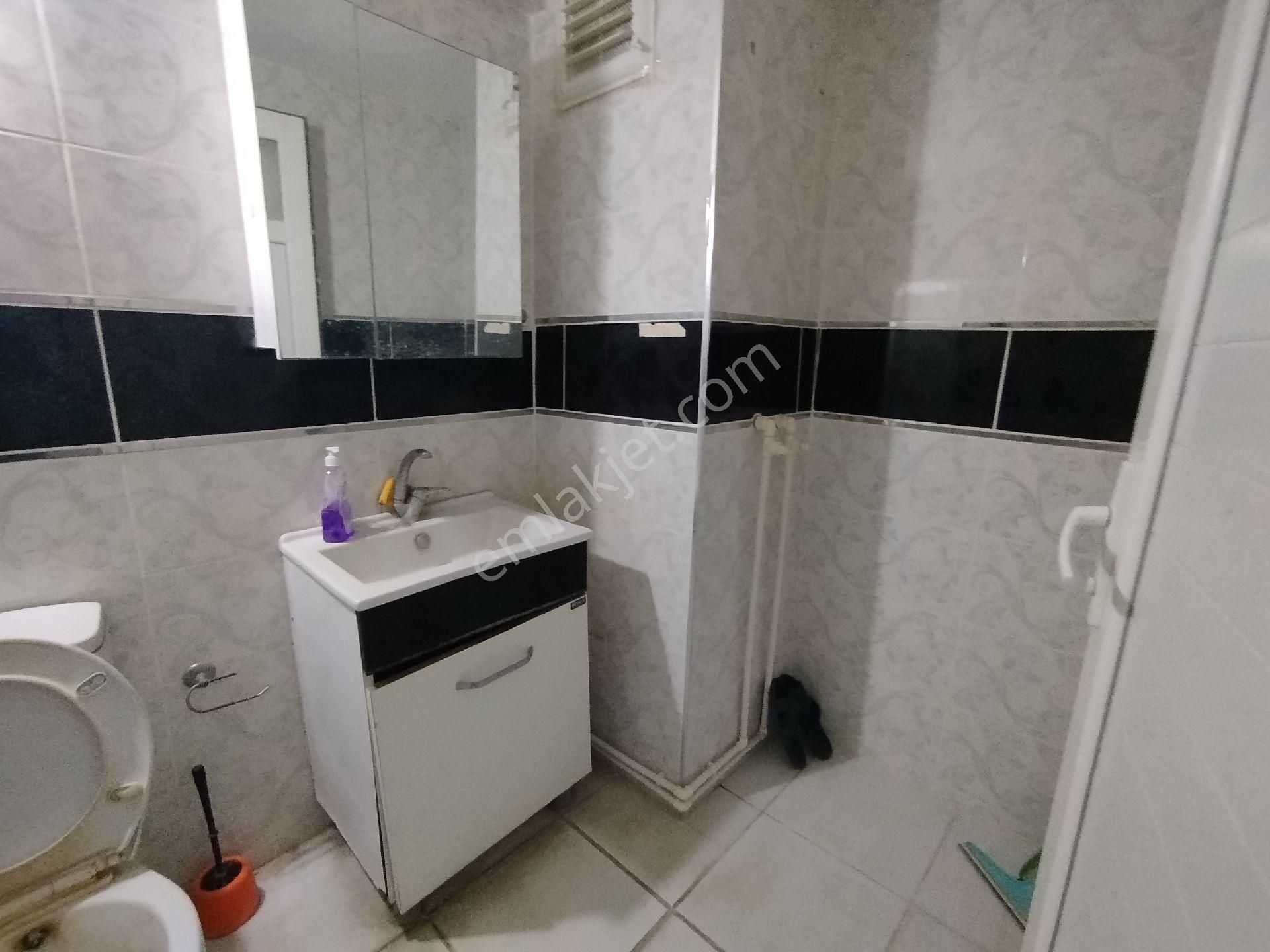 Beyaz Emlaktan 3+1 Eşyalı Kiralık Daire - Görsel 13