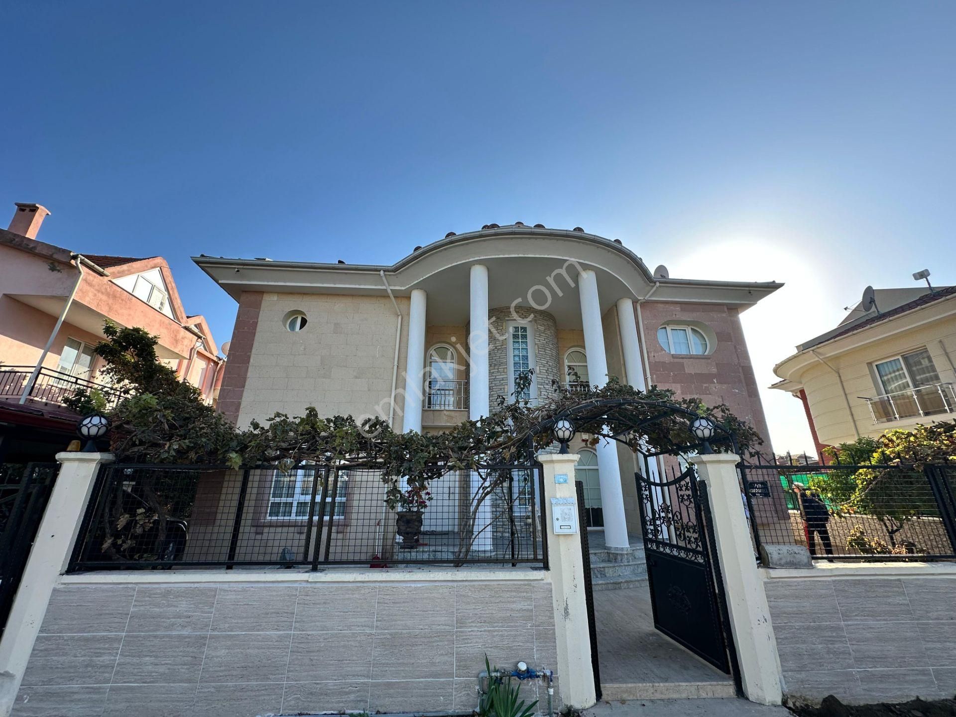 Dalaman Karaçalı Mahallesinde 5+1 Eşyalı Satılık Müstakil Villa - Görsel 3