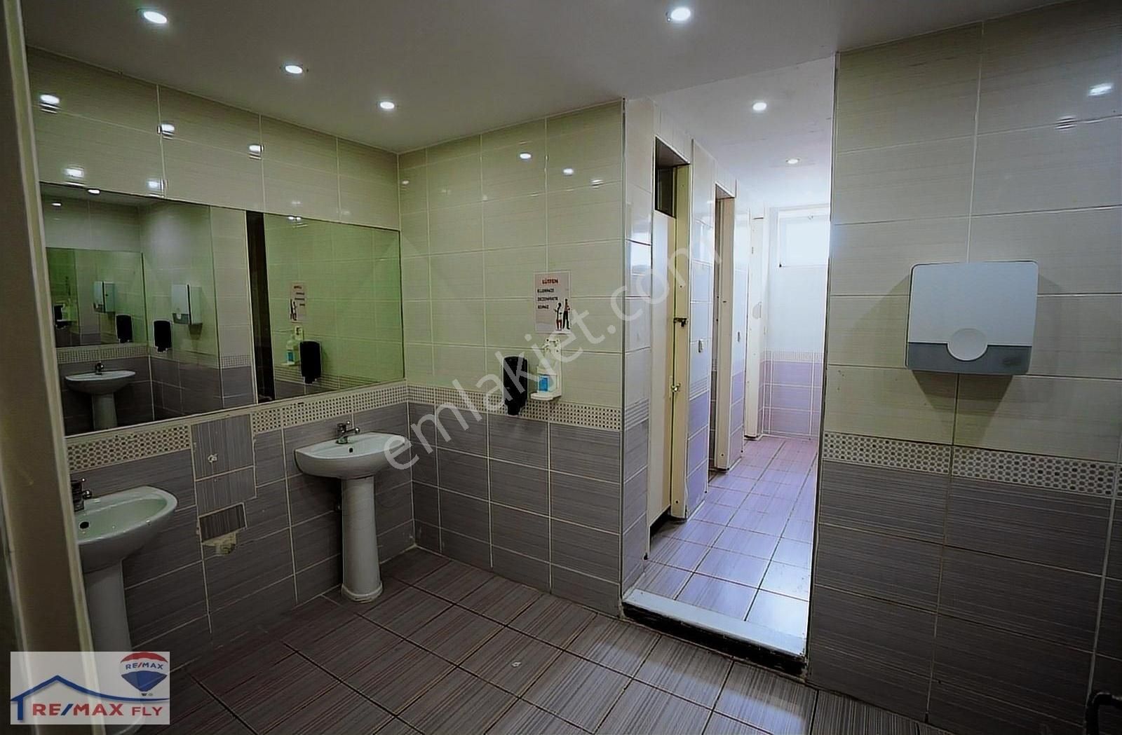 İstinye'de Kiralık Komple Bina - Görsel 17