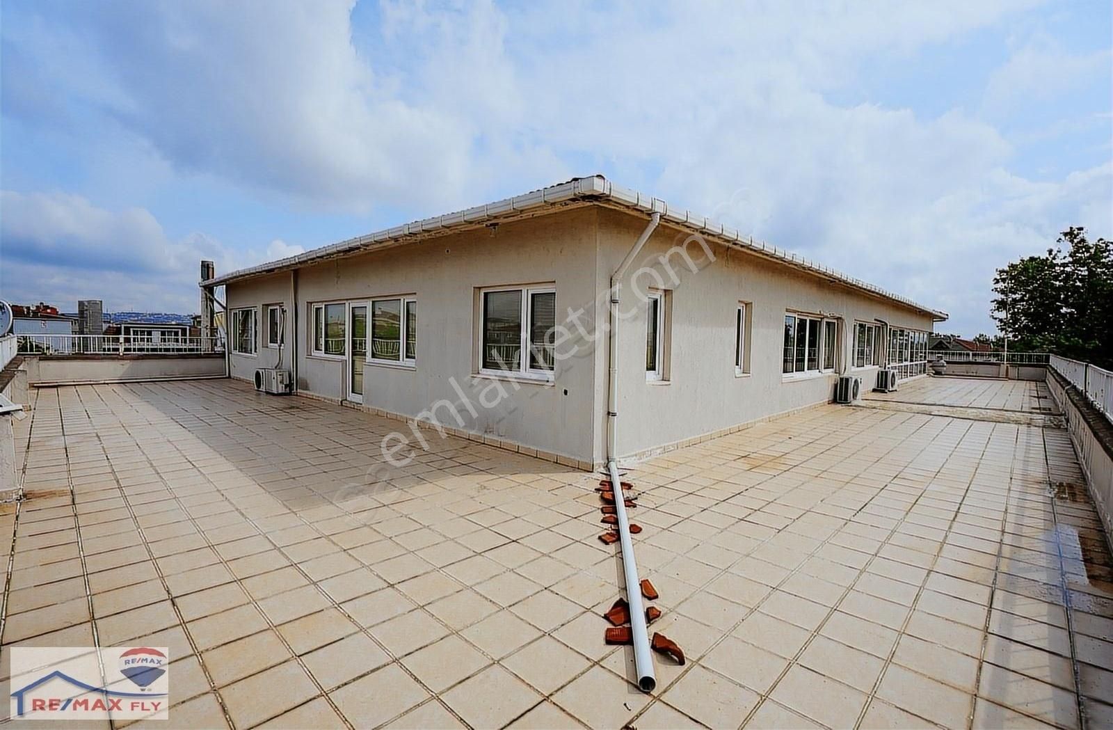 İstinye'de Kiralık Komple Bina - Görsel 20