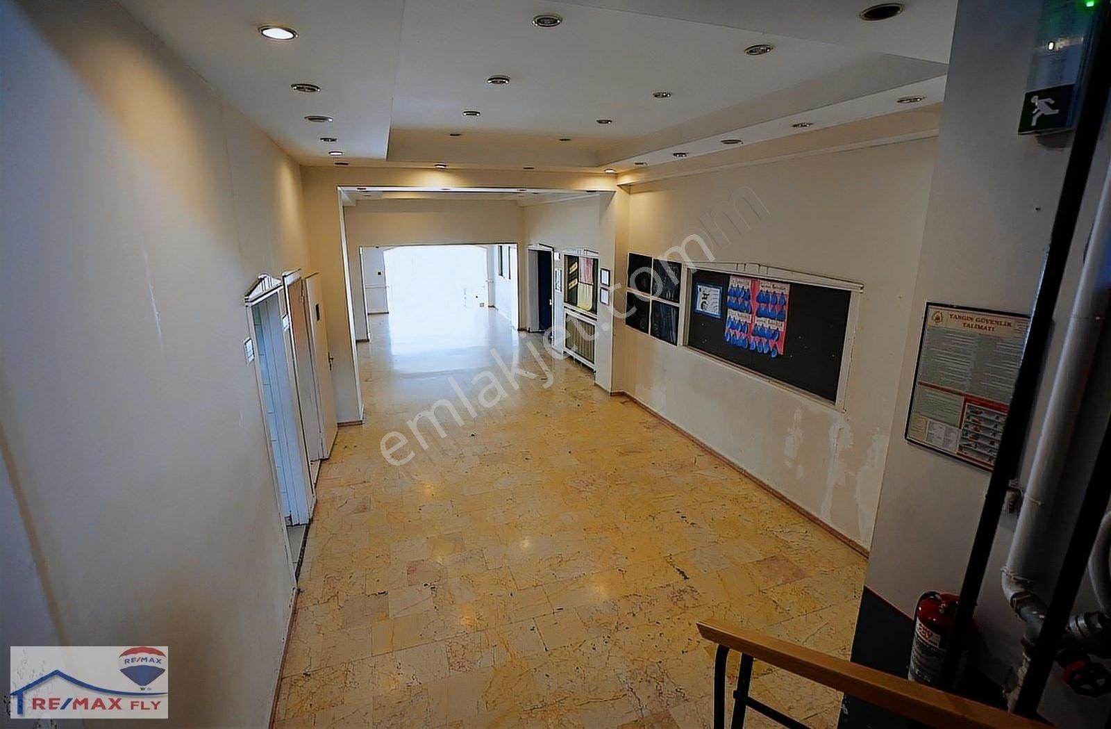 İstinye'de Kiralık Komple Bina - Görsel 23