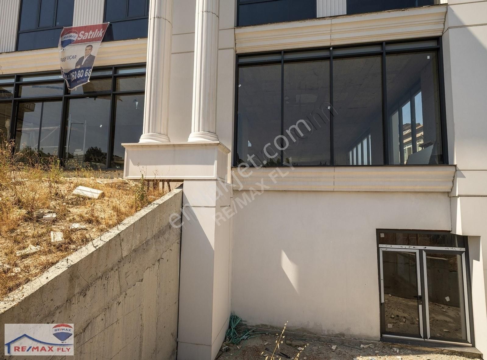 Re/max Fly'dan E-5 Üzerinde Ticari Katlı İş Merkezi Kiralık Bina - Görsel 8