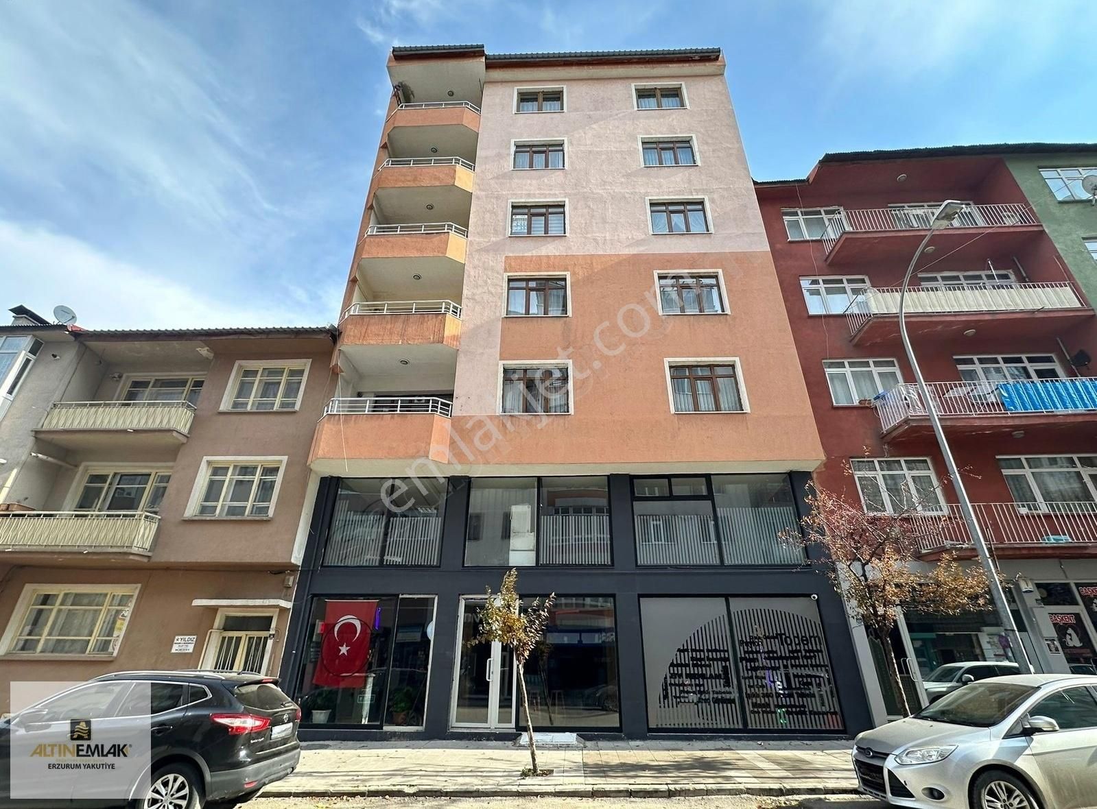 Yakutiye Muratpaşa Satılık Daire Altın Emlak'tan Şehir Merkezinde 3+1 Satılık Arakat Daire