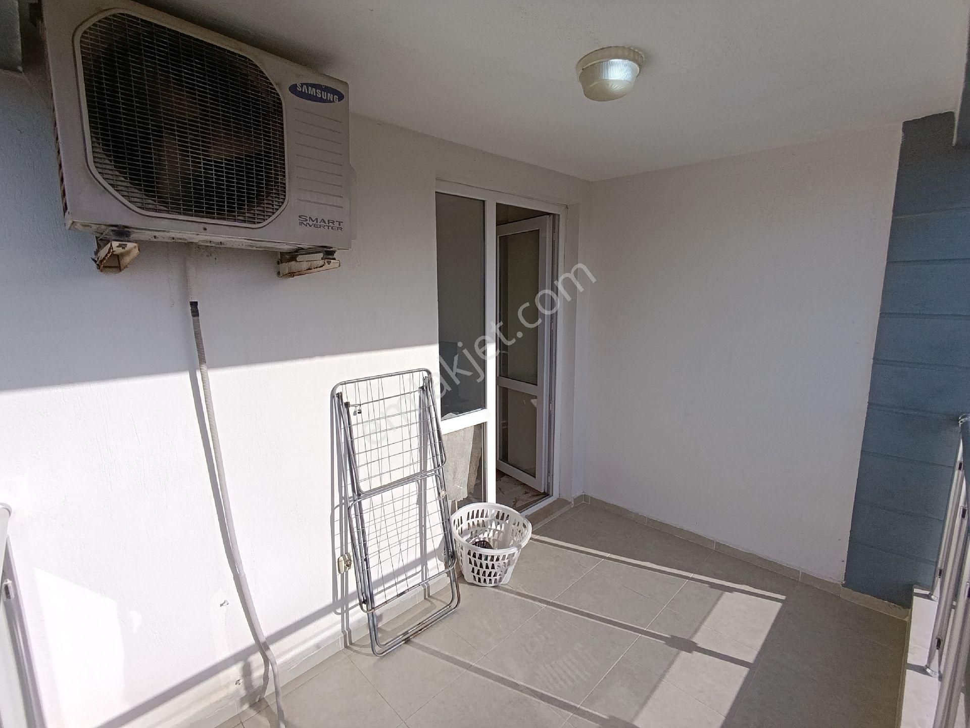 Kuşadası Ticaret Odası Arkasında Acill Satılık 3+1 Havuzlu Site İçerisinde - Görsel 24