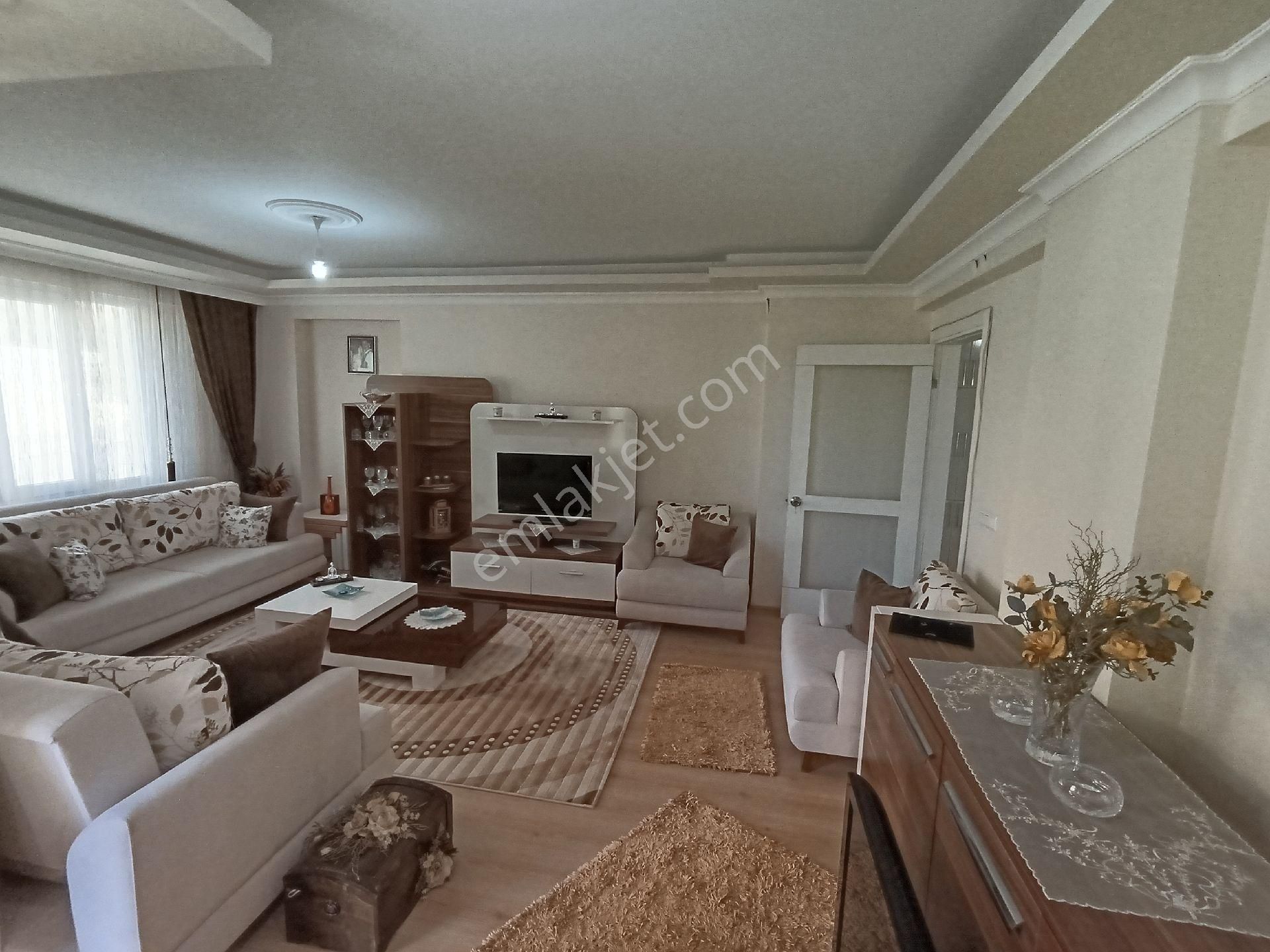 Kuşadası Ticaret Odası Arkasında Acill Satılık 3+1 Havuzlu Site İçerisinde - Görsel 23