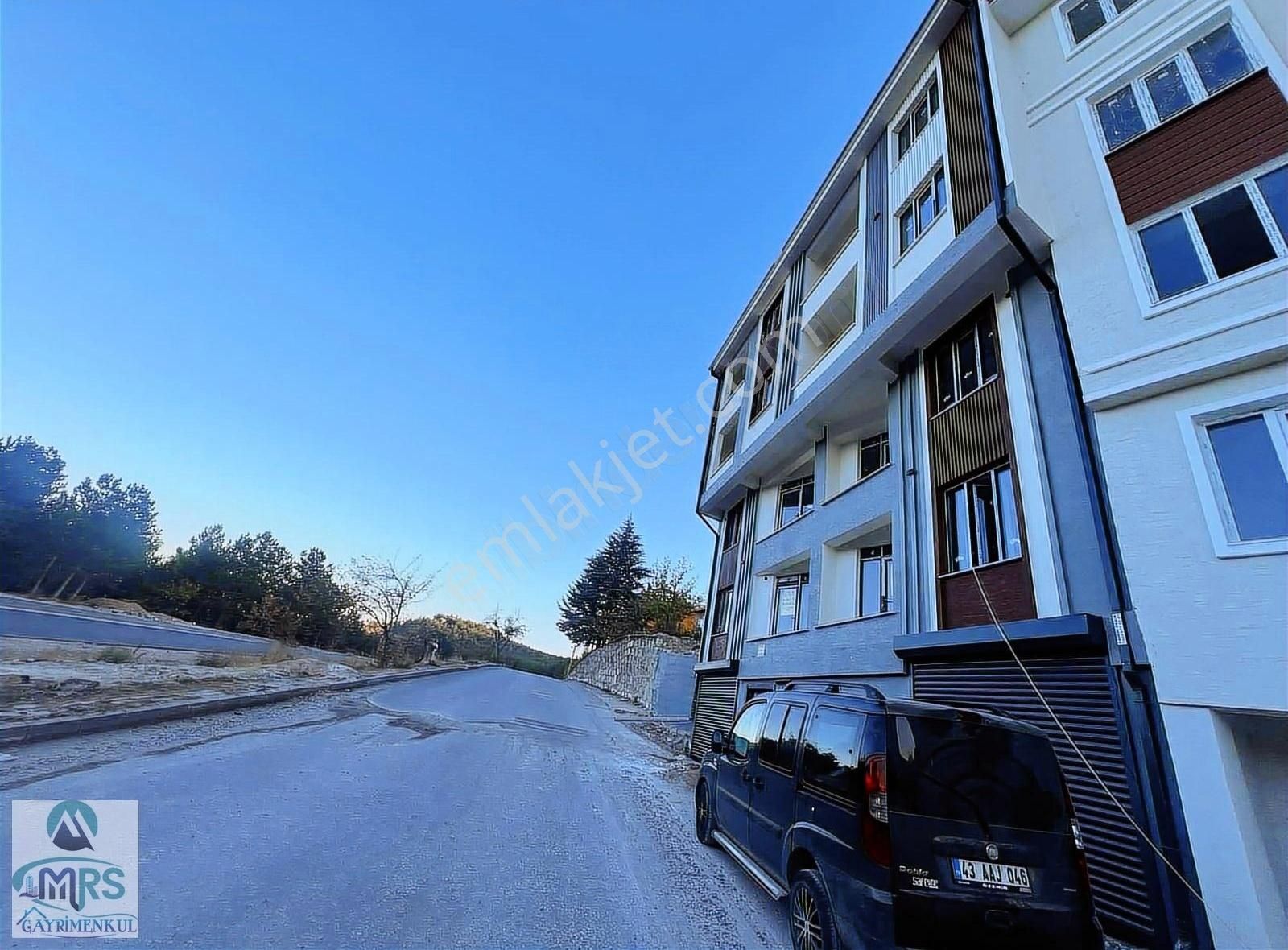 Kütahya Merkez Ok Meydanı Satılık Daire Mrs'den Şehir Hastanesi Üstü Satılık 2+1 Daire