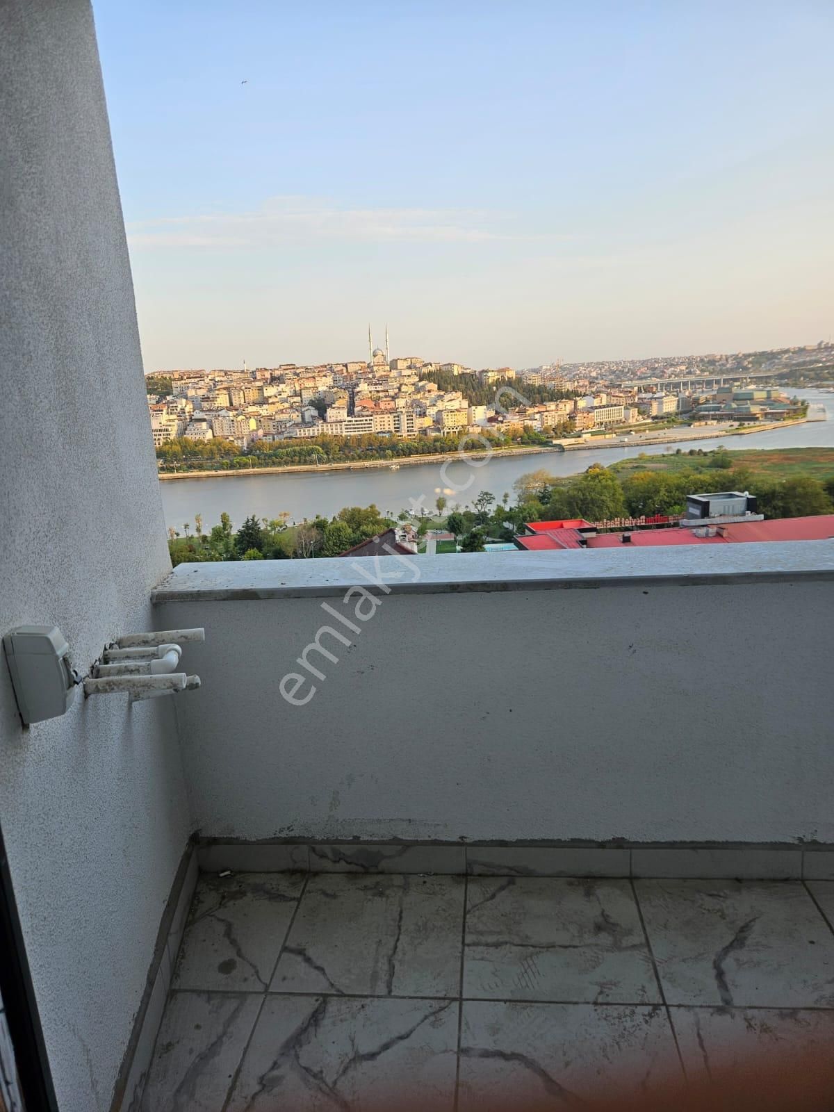 Eyüpsultan Merkez Satılık Daire Eyyüp Merkez Mah. 2+1 100m2 Satılık Sıfır Daire