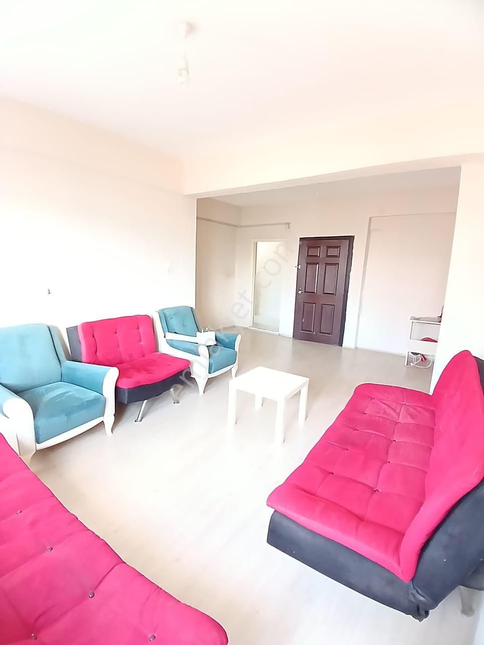 İzmir Konak Eşyalı Kiralık Daire İZMİR KONAK İNÖNÜ CADDESİNDE 2+1 KİRALIK DAİRE 