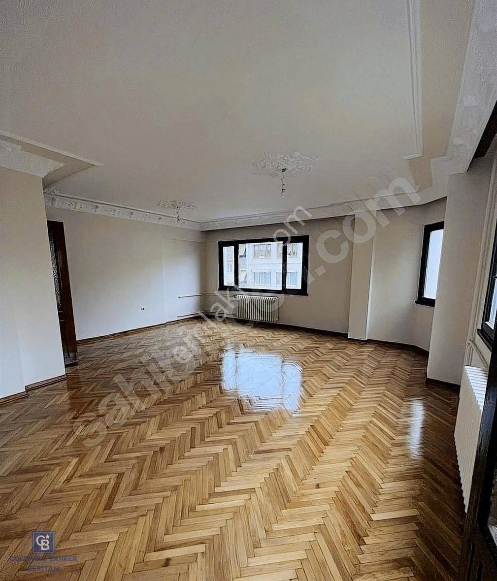 Üsküdar Acıbadem Satılık Daire Acıbadem De 3 Cepheli 130 M2 3+1 Satılık Daire