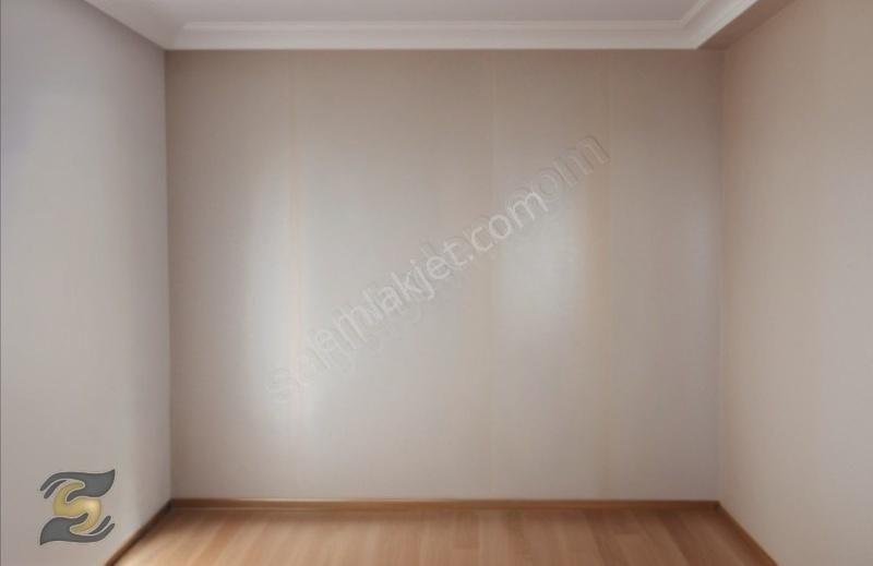 Metro Metrobüse Yakın Mükkemel Konumda 3+1 Ferah Daire ! ! ! - Görsel 5