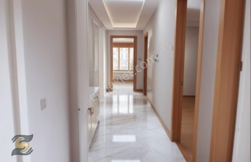 Metro Metrobüse Yakın Mükkemel Konumda 3+1 Ferah Daire ! ! ! - Görsel 7