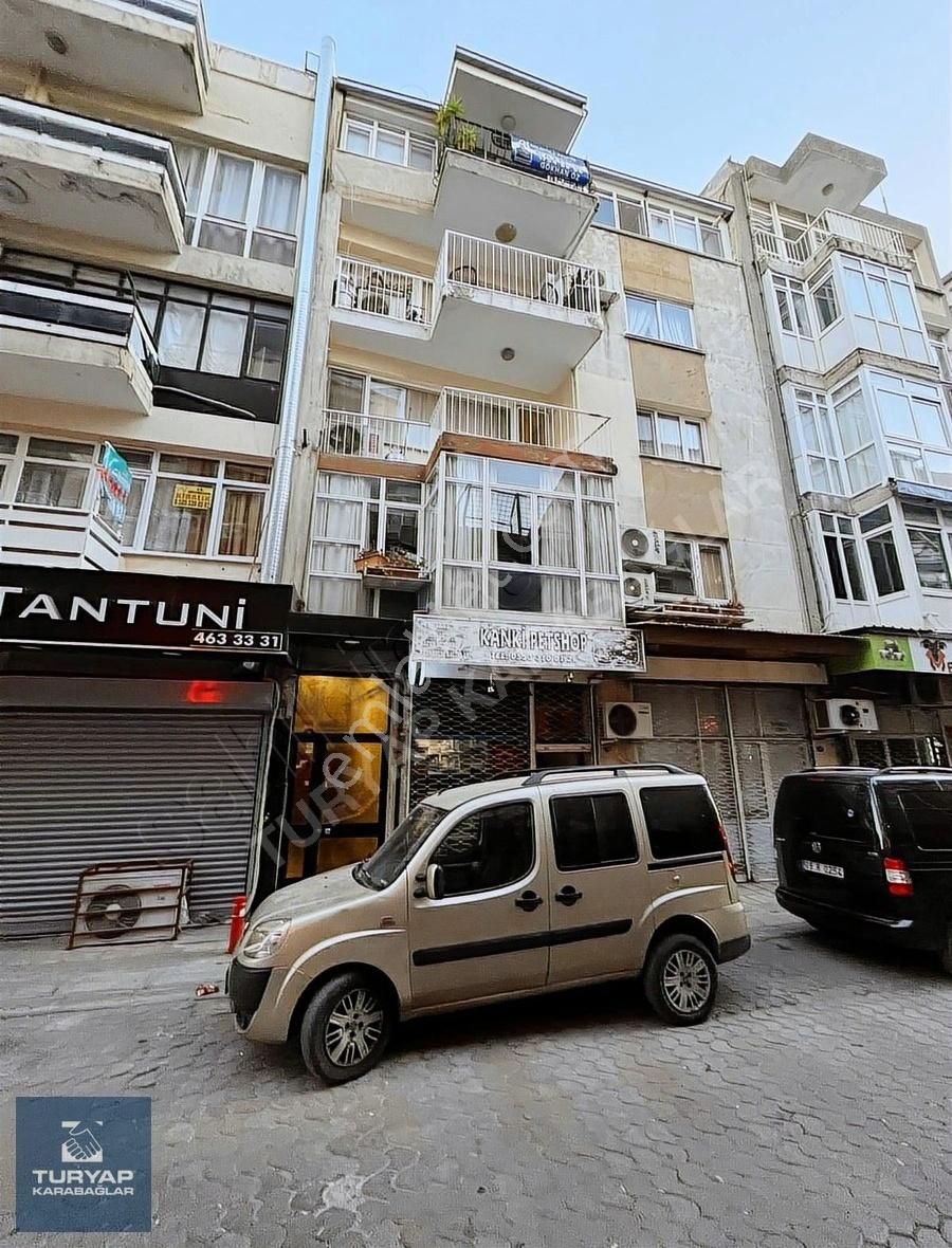 İzmir Konak Eşyalı Kiralık Daire Alsancak Gar'ına 3dk Yürüme Mesafesinde Eşyalı Kiralık Daire