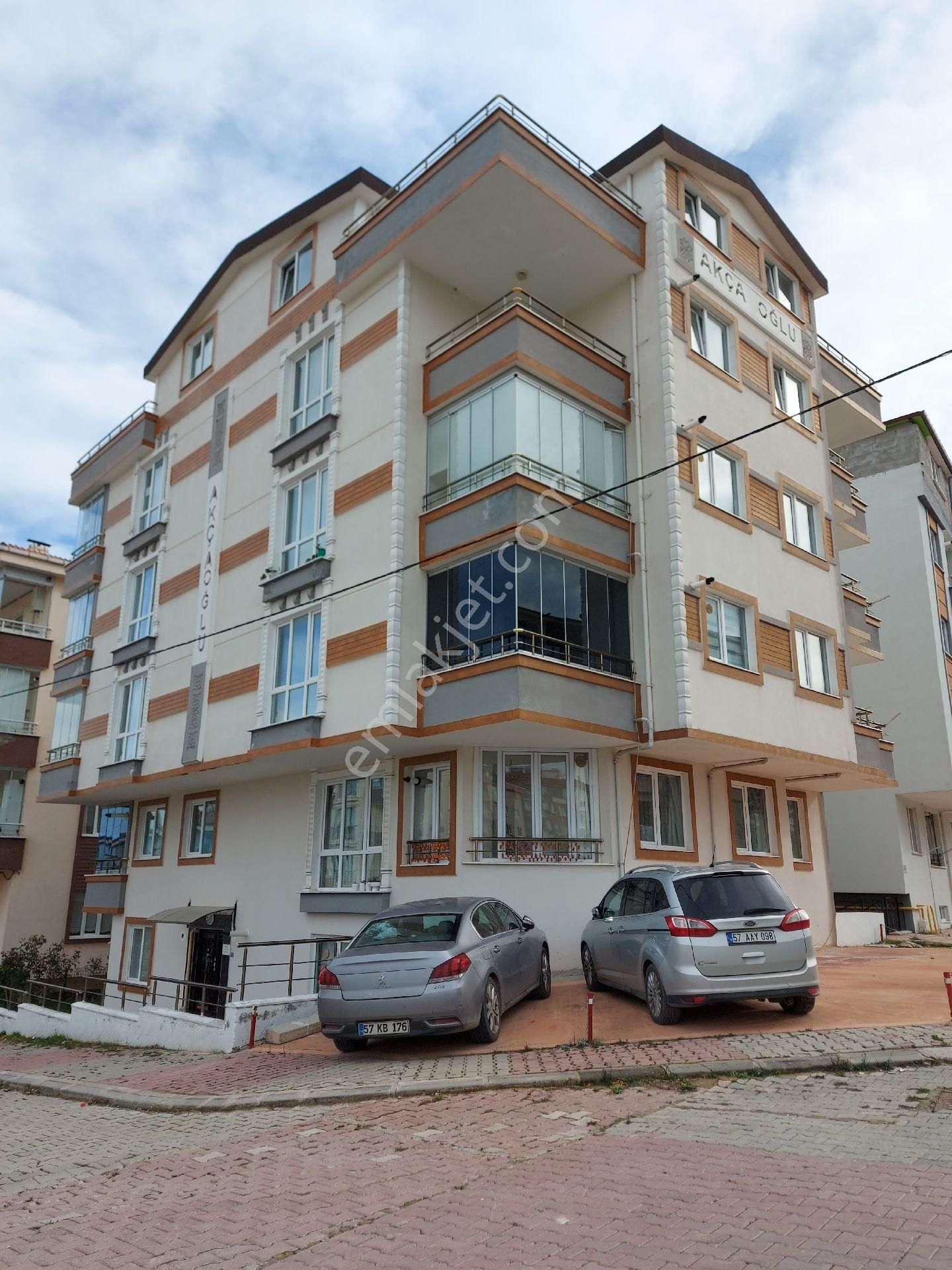 Gerze 19 Mayıs Satılık Daire 2+1 Kullanışlı Daire