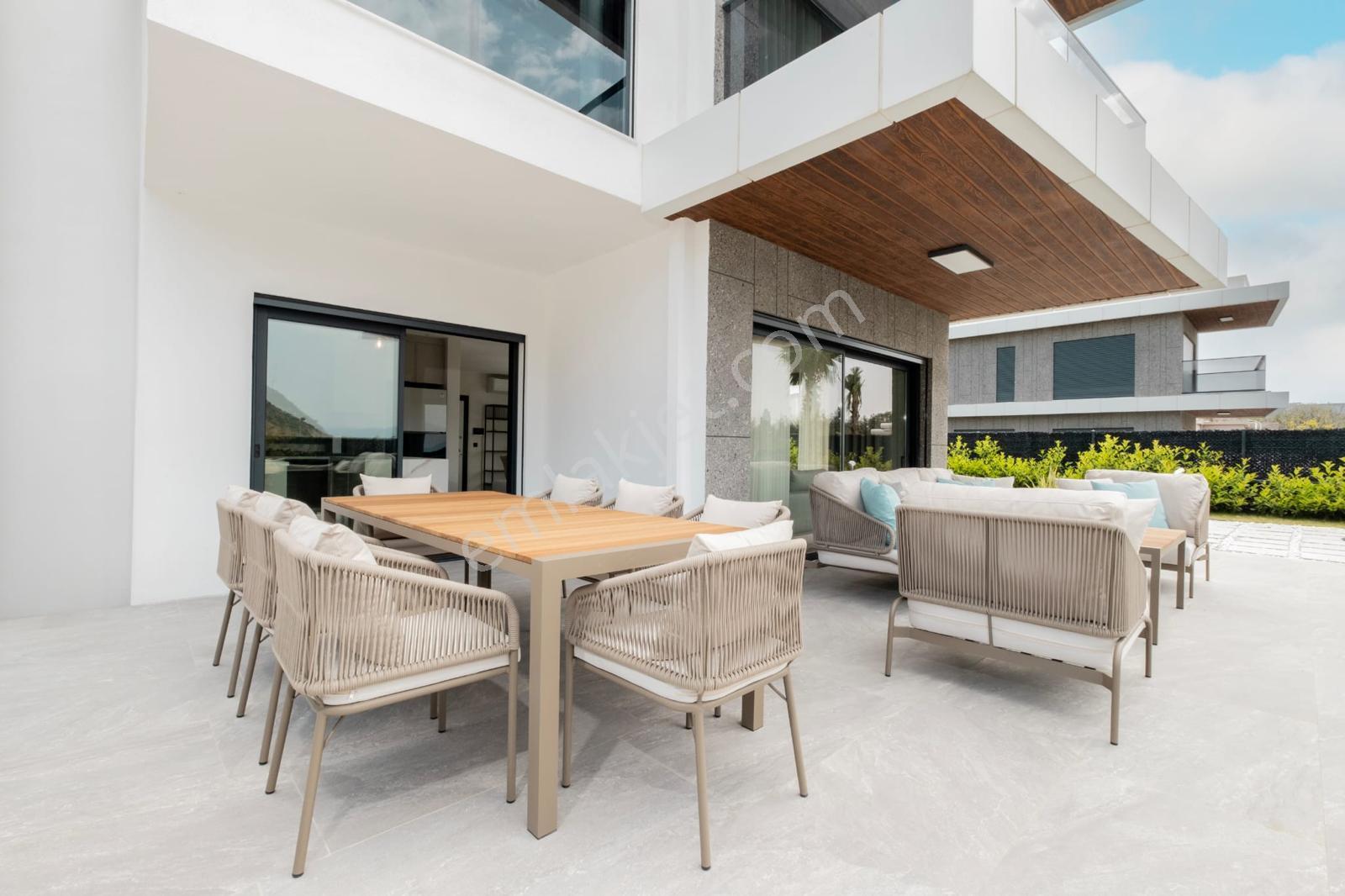 Denız Manzaralı-guvenlik-özel Havuz/otopark-500 M2 Bahçe-yerden Isıtma-ultra Lüx-tamamı Müstakil - Görsel 7