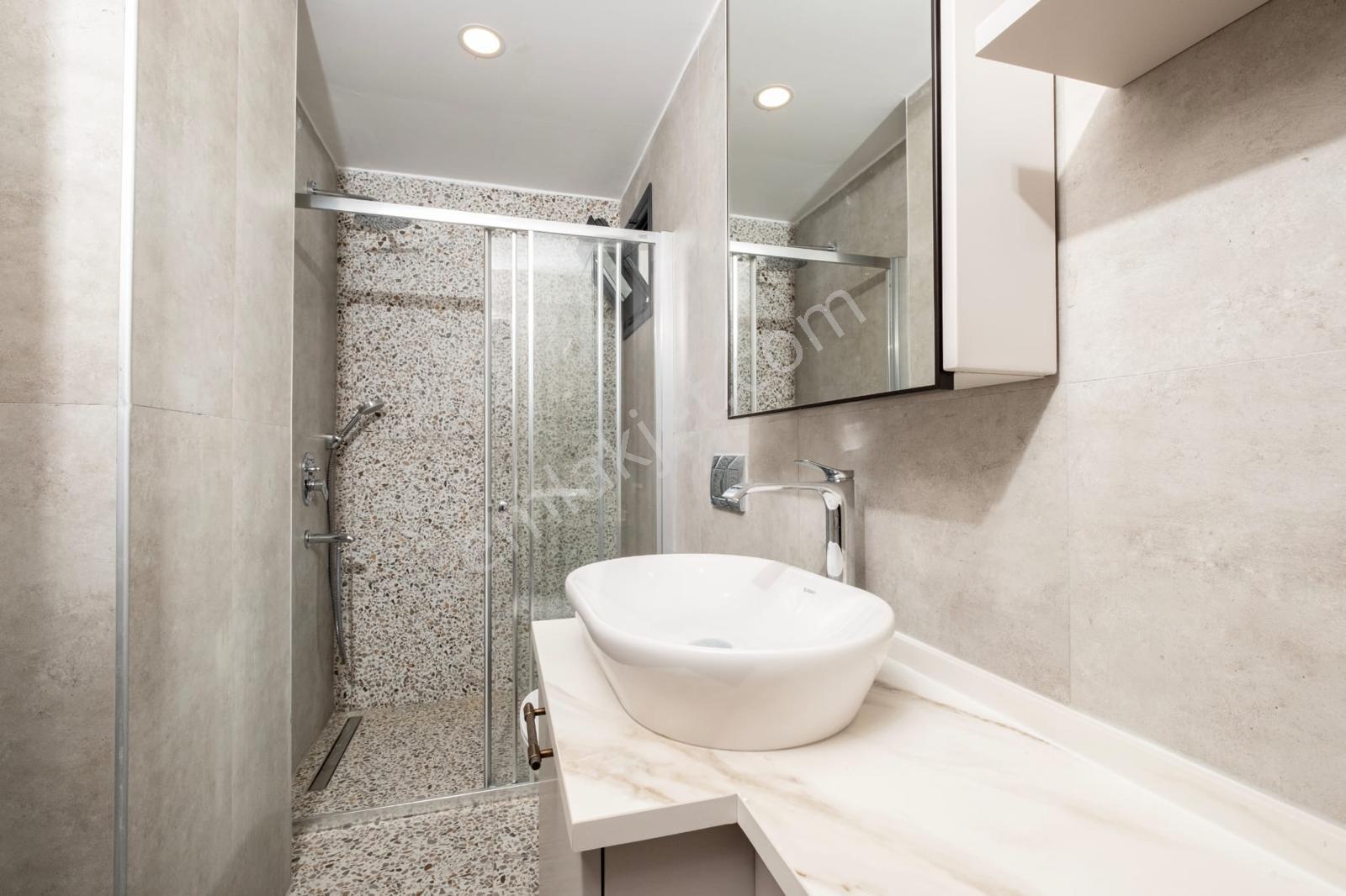 Denız Manzaralı-guvenlik-özel Havuz/otopark-500 M2 Bahçe-yerden Isıtma-ultra Lüx-tamamı Müstakil - Görsel 17