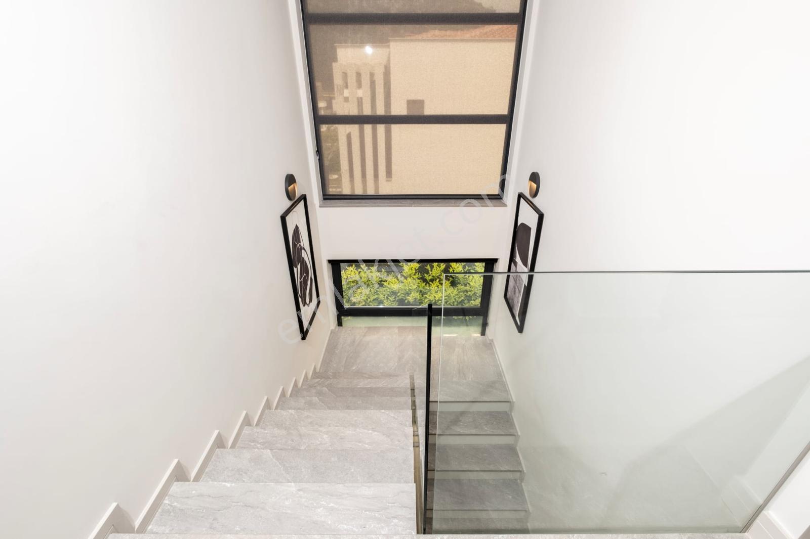 Denız Manzaralı-guvenlik-özel Havuz/otopark-500 M2 Bahçe-yerden Isıtma-ultra Lüx-tamamı Müstakil - Görsel 33