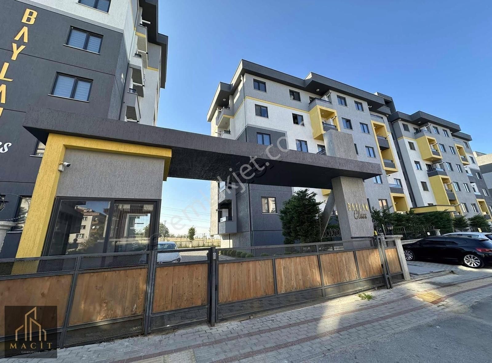 Bursa Nilüfer Eşyalı Kiralık Daire MACİTDEN BAYLAN CLASTA BULAŞIK MAKİNELİ 2+1 LÜKS EŞYALI DAİRE