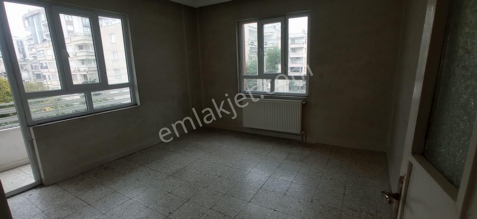 Haliliye Yenişehir Kiralık Daire Bulduk Emlak Aracılığı İle Yenişehir Mahallesinde Kiralık Daire 3+1