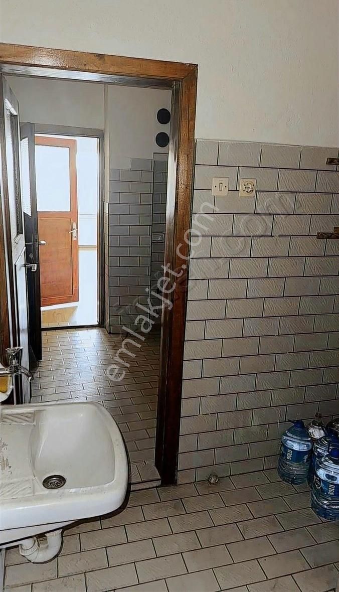 Akyazı Konuralp Kiralık Daire Dikmen Emlak'tan Konuralp Mahallesinde Kiralık 3+1