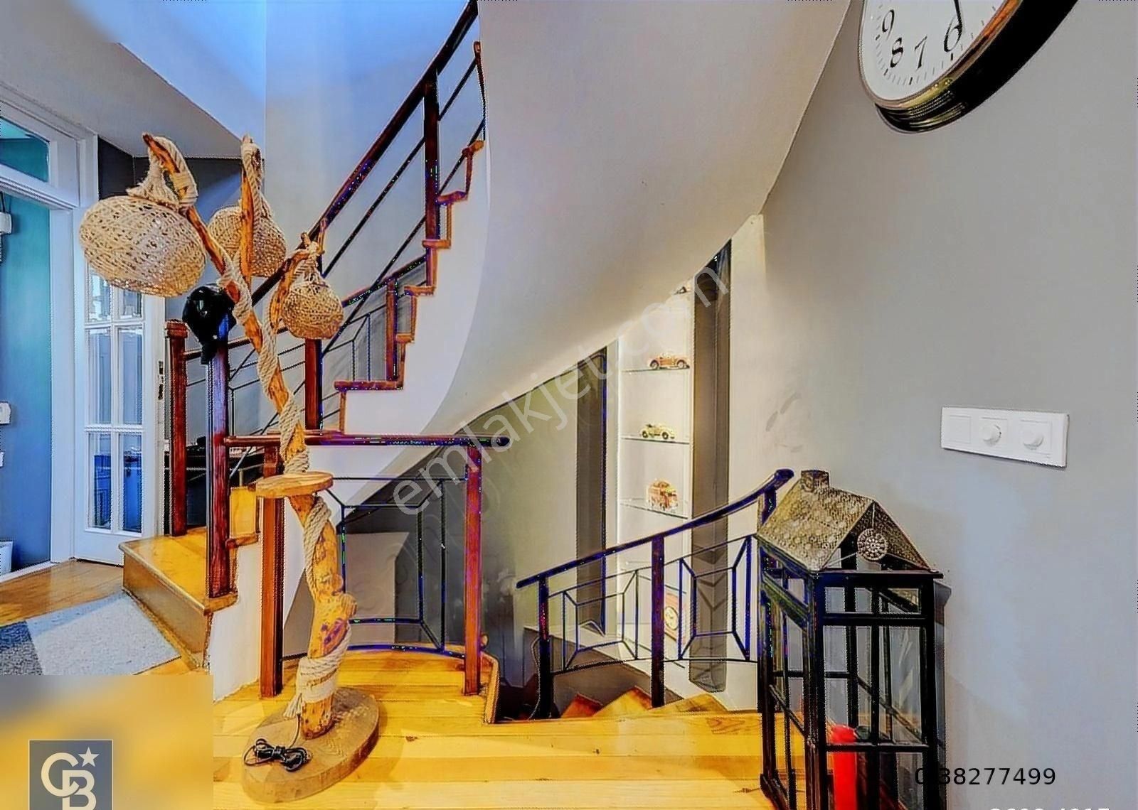 Satılık Deniz Manzaralı Arnavutköy Müstakil 4katlı Bahçeli - Görsel 9