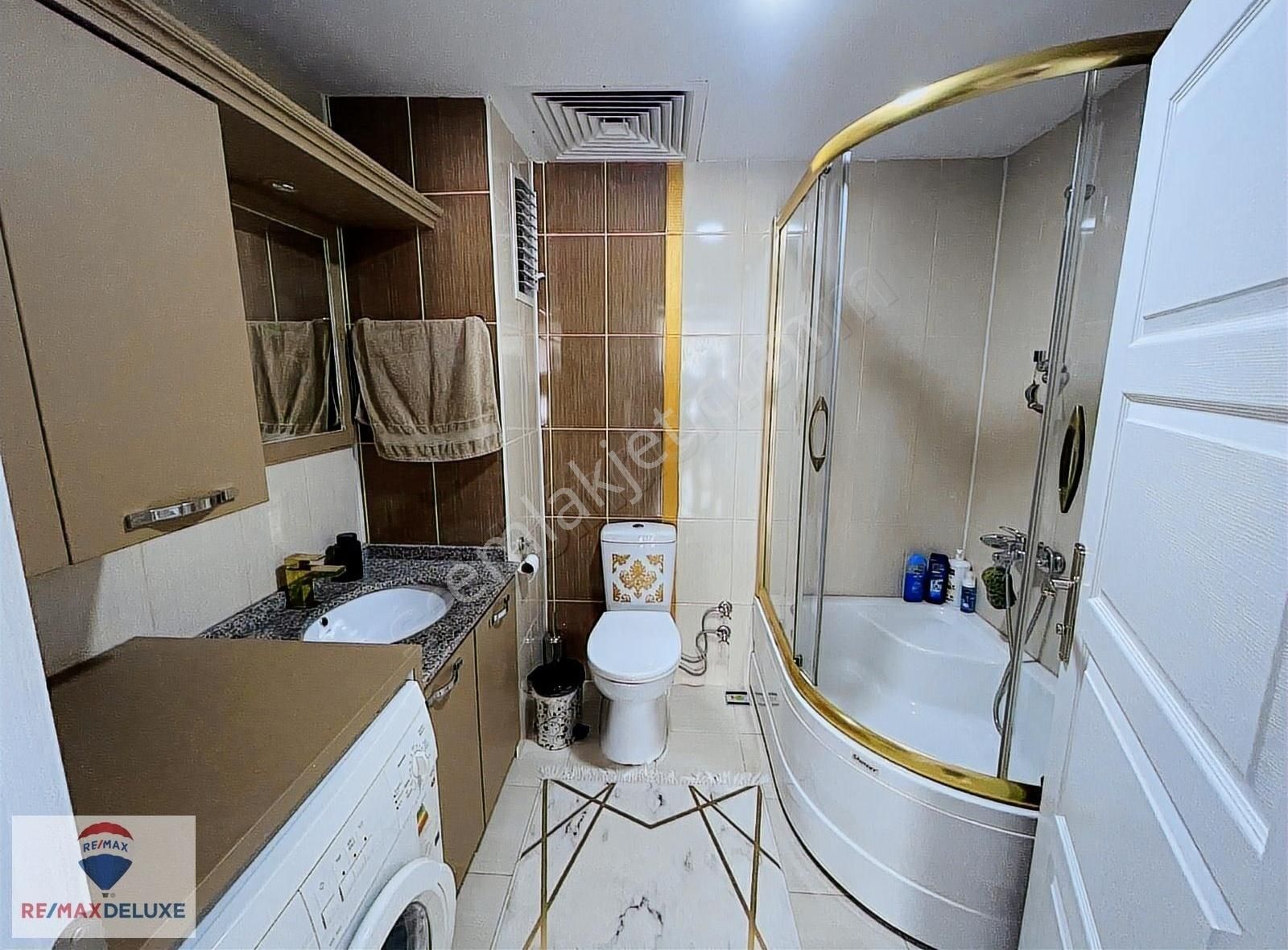 İzmit Alikahya Fatih Satılık Daire REMAX DELUXE KAYAKENT EVLERİ SATILIK 6+1 250 m2 LÜX BAHÇE DUBLEX