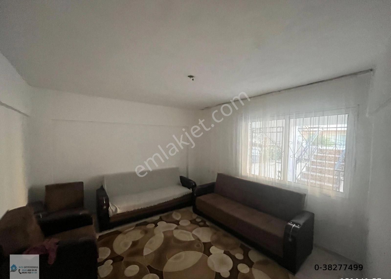 Karabağlar Barış Kiralık Daire Barış Mahallesi'nde 2+1, 100 M² Kiralık Daire