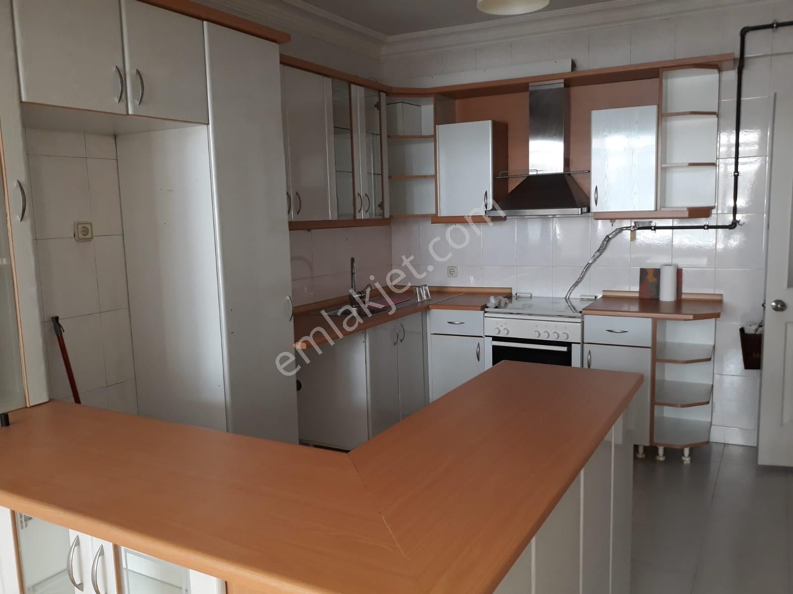 İzmir Konak Okula Yakın Kiralık Daire  hatay'da pazara yakın doğalgazlı 3+1 kiralık daire