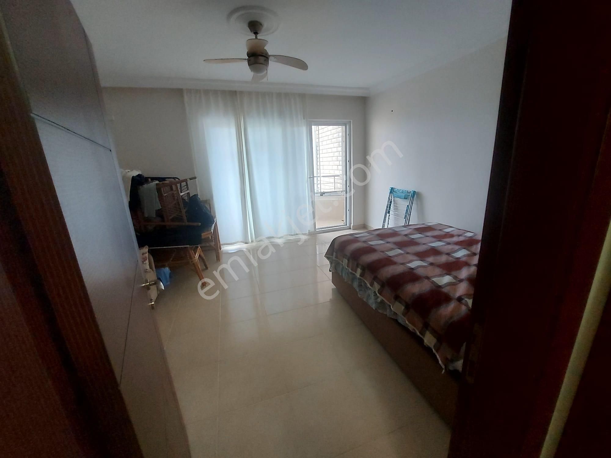 Anamur Ören Mahallesi Pınar Gaye Dostlar Sitesi'nde Satılık 3+1 Tripleks Daire - Görsel 32