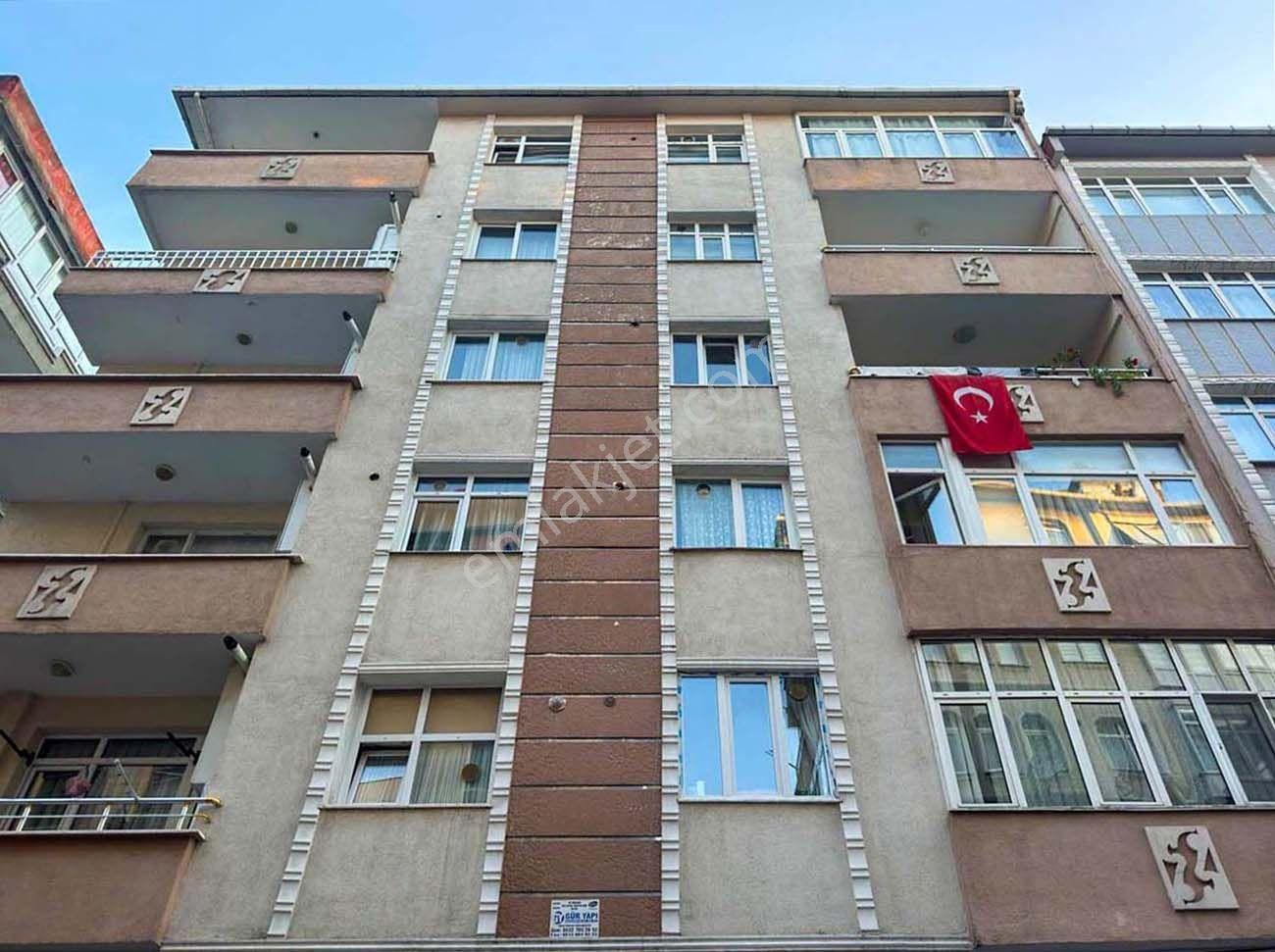 İstanbul Bahçelievler Okula Yakın Kiralık Daire Basın Sitesi karşısında 2+1 90 m2 3.Kat Kiralık Daire