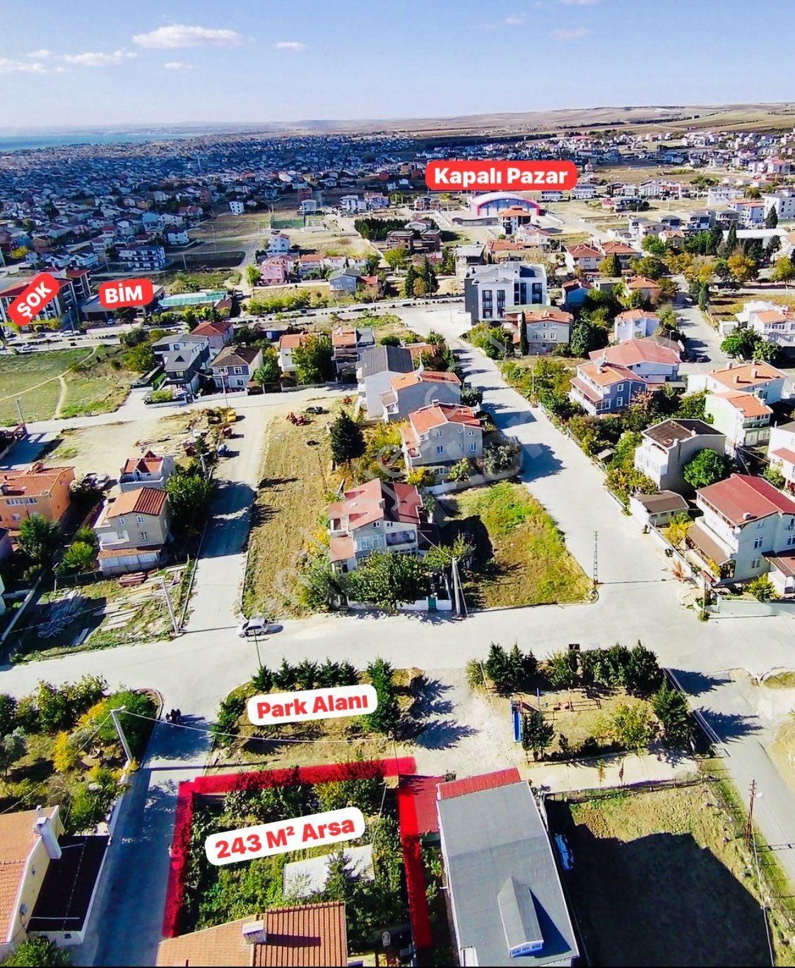 Marmaraereğlisi Yeniçiftlik Satılık Villa İmarlı Tekirdağ Yeniçiftlik’te Köşe Başı Güney Cephe Yanı Park 243 M²