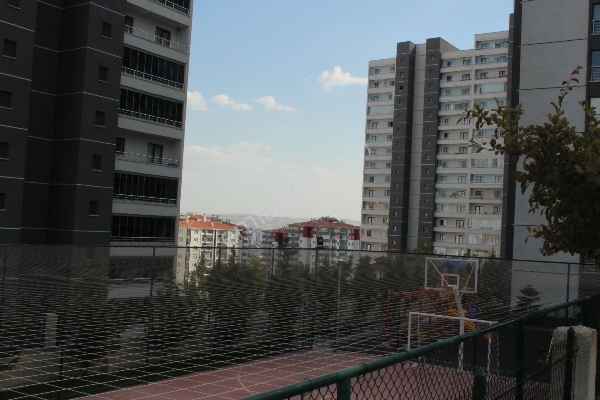 Ankara Yenimahalle Okula Yakın Kiralık Daire  ATA MAH.PANORAMA GOLD SİTESİNDE LÜKS KİRALIK DAİRE