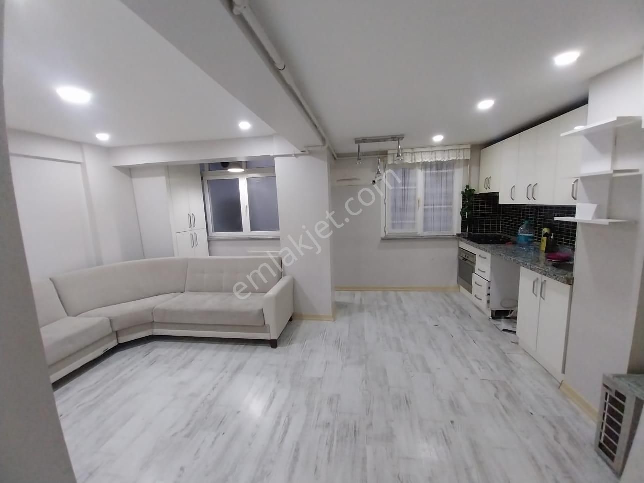 İstanbul Bayrampaşa Okula Yakın Kiralık Daire  BAYRAMPAŞA MURATPAŞA 2+1 AÇIK ANKASTRE MUTFAK KOMBİ PETEK PARKE YENİ BİNA